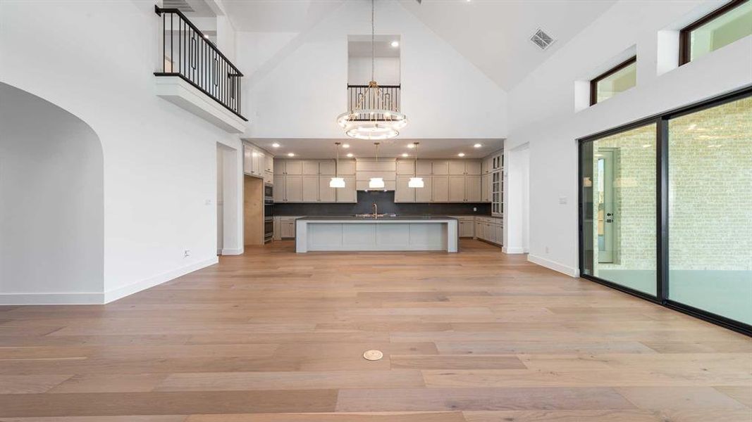 Spacious, unfurnished interior of a new home in Fields 60', Frisco (Image 19). Spacious, unfurnished interior of a new home in Fields 60', Frisco (Image 19).
