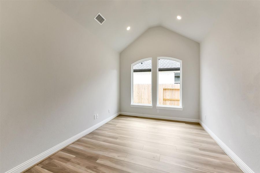 Spacious, unfurnished interior of a new home in Evergreen 50', Conroe (Image 27). Spacious, unfurnished interior of a new home in Evergreen 50', Conroe (Image 27).