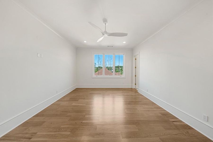 Spacious, unfurnished interior of a new home in , Milton (Image 83).