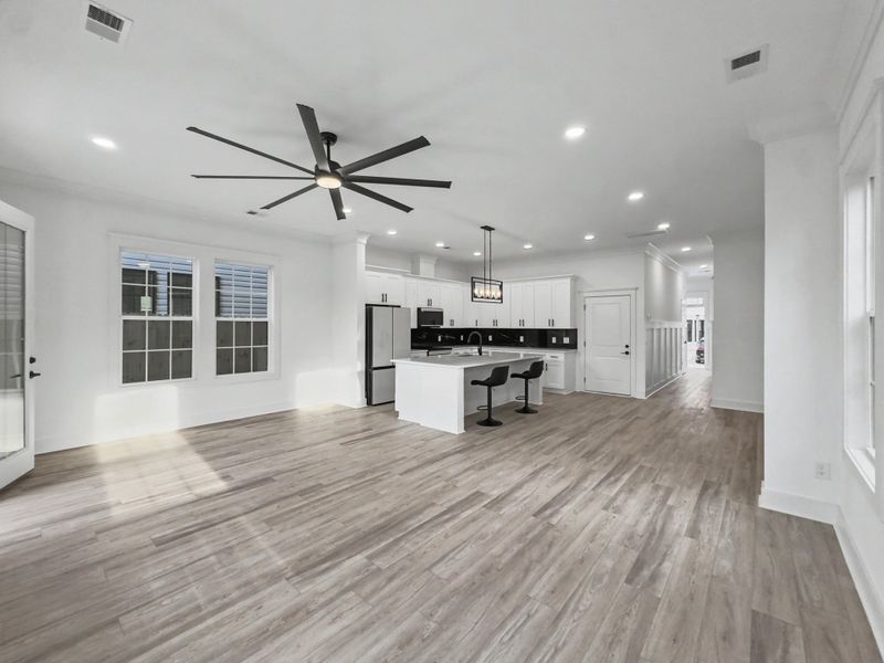 Image 33 of a home in . Image 33 of a home in .