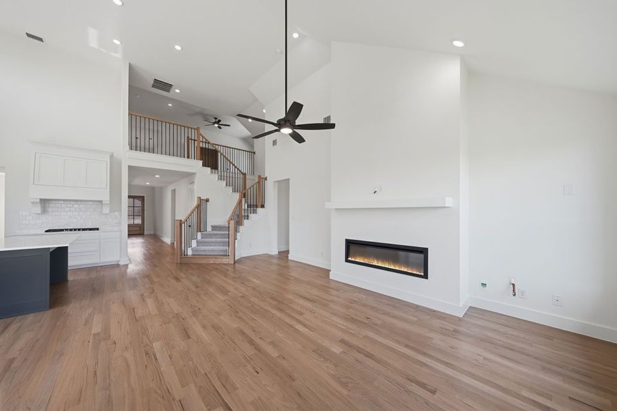 Spacious, unfurnished interior of a new home in Brookhollow West, Prosper (Image 31).