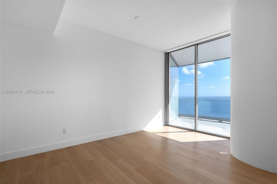 Spacious, unfurnished interior of a new home in , Miami (Image 47). Spacious, unfurnished interior of a new home in , Miami (Image 47).