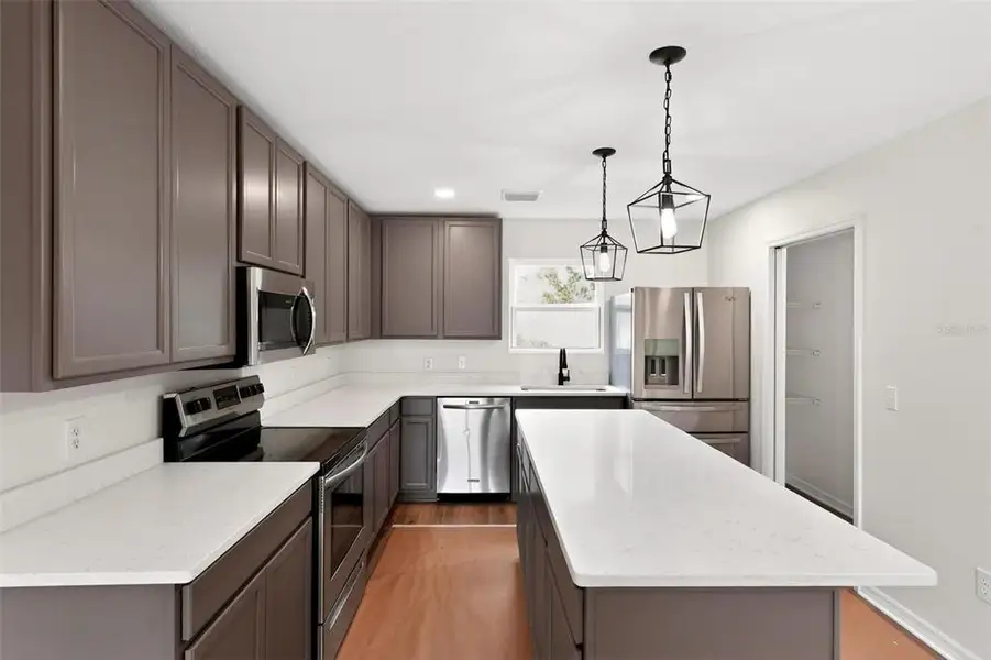 Furnished interior view inside a new home in , Leesburg (Image 4).