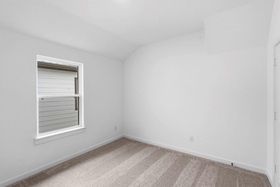 Spacious, unfurnished interior of a new home in Sienna 45', 50', Missouri City (Image 24).