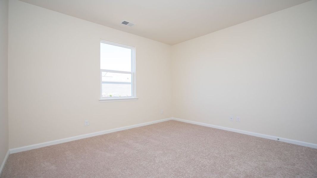 Representative unfurnished interior of a home built from the CALI by D.R. Horton in Island Green, Myrtle Beach (Image 26).