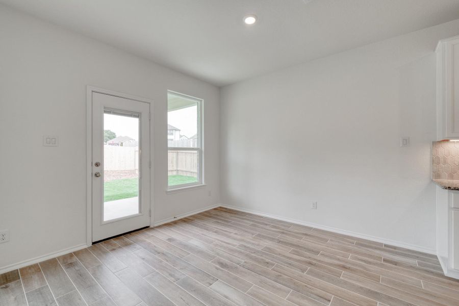 Spacious, unfurnished interior of a new home in River Bluff, Leander (Image 16). Spacious, unfurnished interior of a new home in River Bluff, Leander (Image 16).