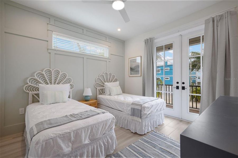 Furnished interior view inside a new home in , Bradenton Beach (Image 25).