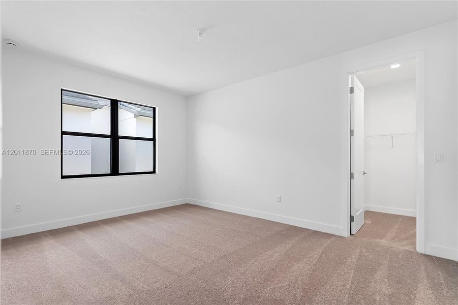Spacious, unfurnished interior of a new home in , Boca Raton (Image 54).