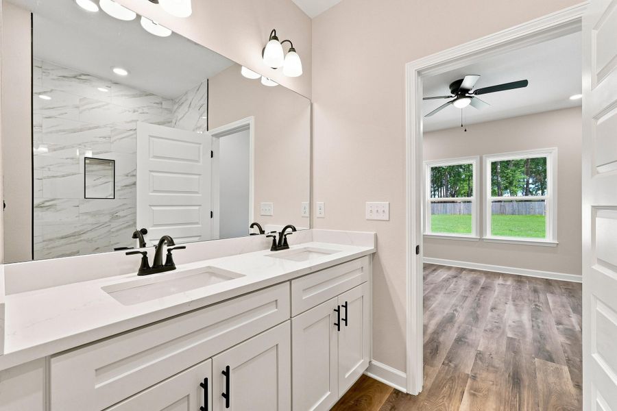 2828 blackbird ct-38