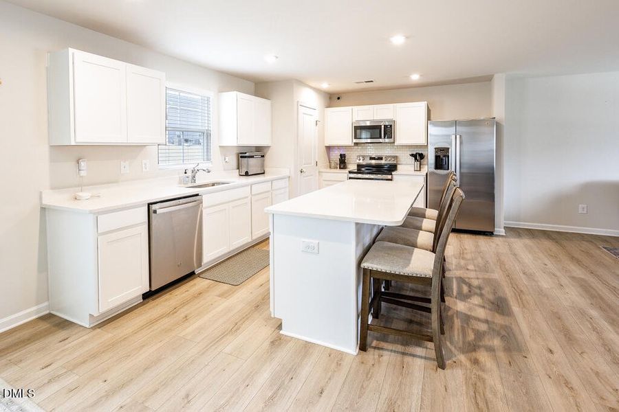 MLS_4468_Captain Falls Dr-26