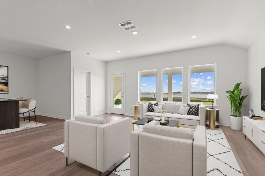 Furnished interior view inside a new home in Grand Cay Harbour, Texas City (Image 12).