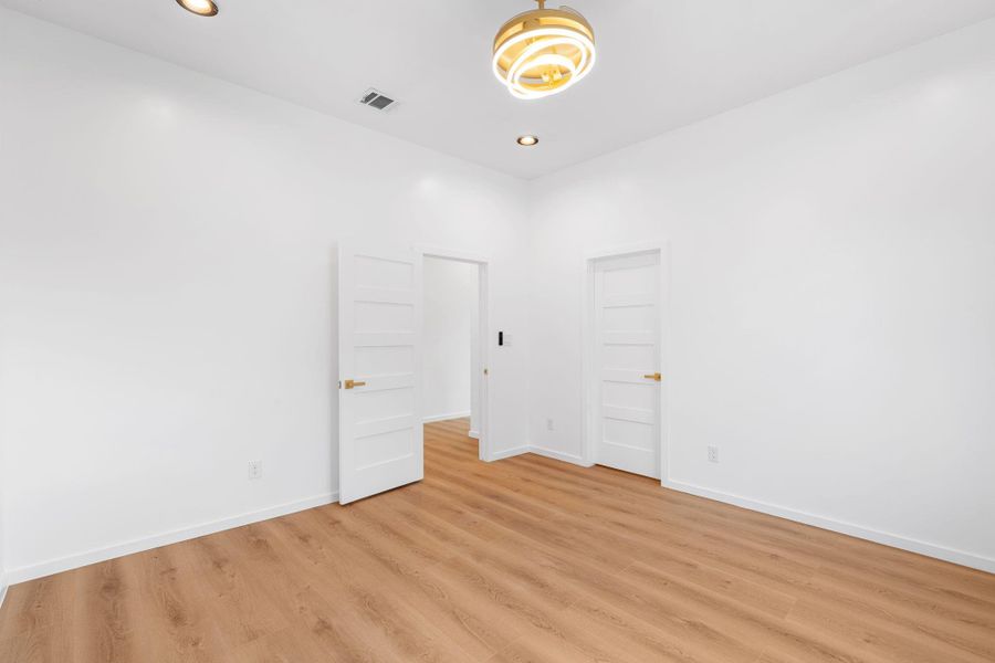 Spacious, unfurnished interior of a new home in , Dripping Springs (Image 20). Spacious, unfurnished interior of a new home in , Dripping Springs (Image 20).