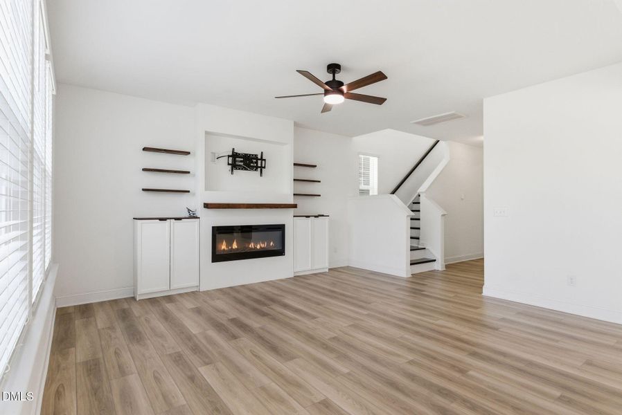 202 Burford Way-14