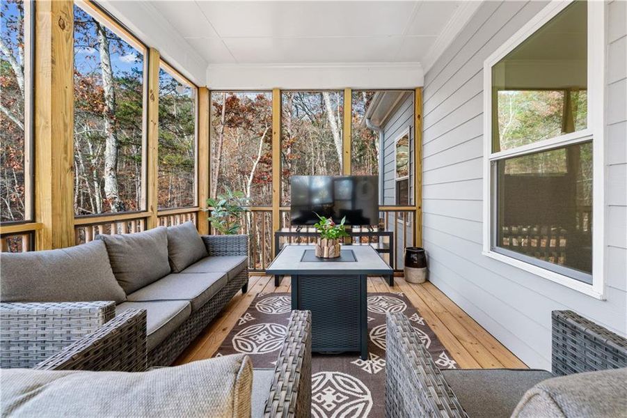 Exterior details and patio area of a home in , Waleska (Image 27).