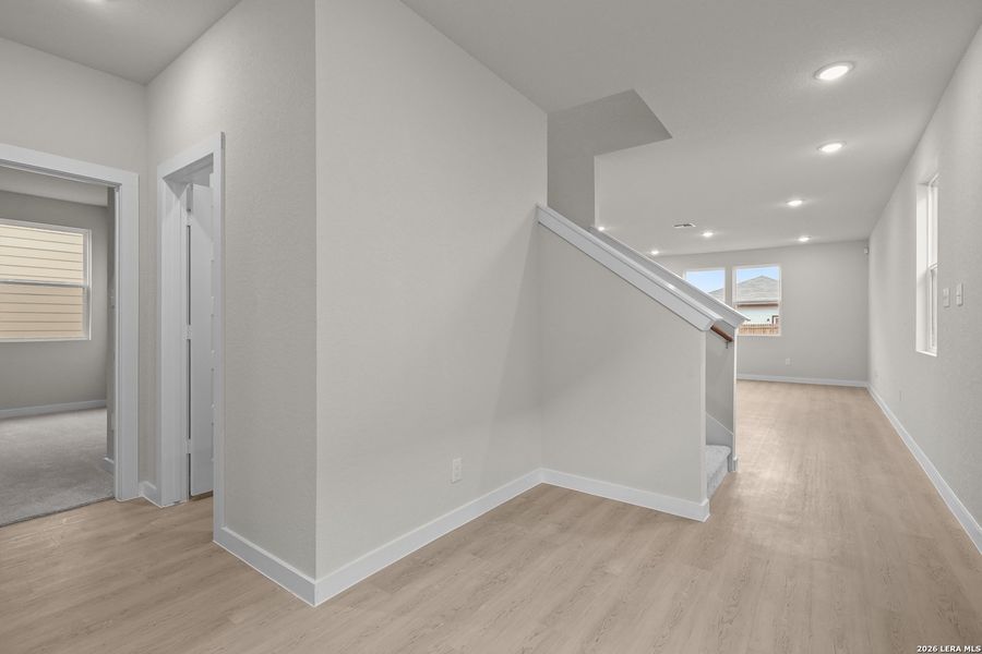 Spacious, unfurnished interior of a new home in Millican Grove, San Antonio (Image 34).