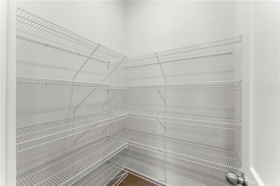 Spacious, unfurnished interior of a new home in Hillgrove Preserve, Powder Springs (Image 31).