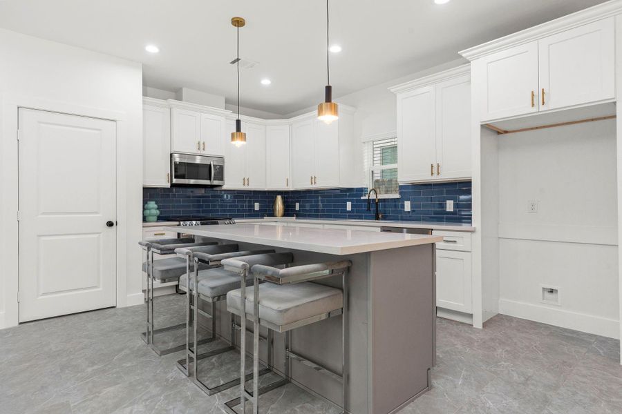 Furnished interior view inside a new home in , Houston (Image 6). Furnished interior view inside a new home in , Houston (Image 6).