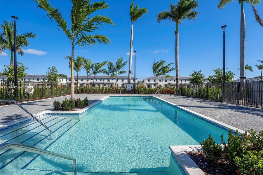 Community amenities in , Dania Beach (Image 40). Community amenities in , Dania Beach (Image 40).