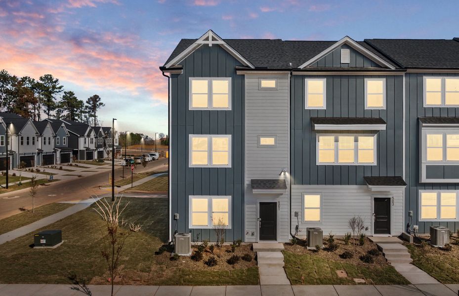 Representative exterior photo of a completed home built from the Crestwind by Pulte Homes in Everton, Durham, NC (Image 26).