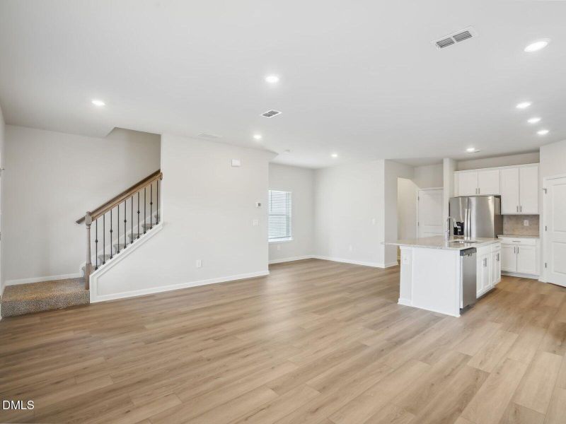 2.1 - Living 2.1 - Living