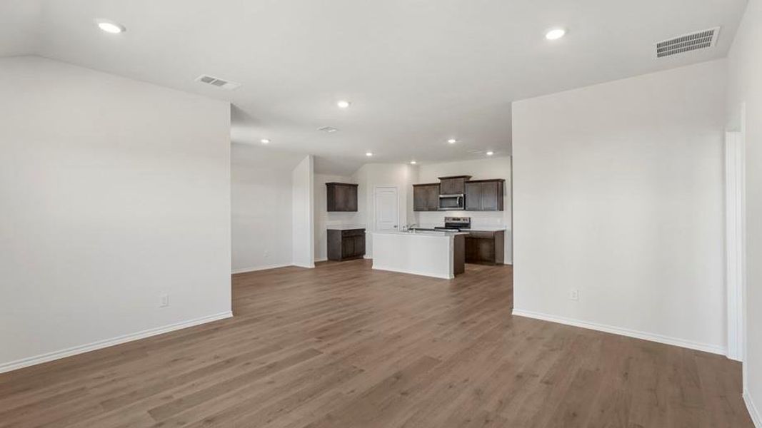Spacious, unfurnished interior of a new home in Creeks at Burnett Trail, Canton (Image 12). Spacious, unfurnished interior of a new home in Creeks at Burnett Trail, Canton (Image 12).
