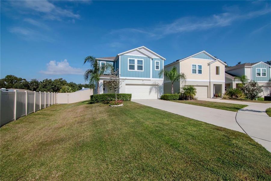 Exterior details and patio area of a home in Bell Creek Landing, Riverview (Image 3). Exterior details and patio area of a home in Bell Creek Landing, Riverview (Image 3).