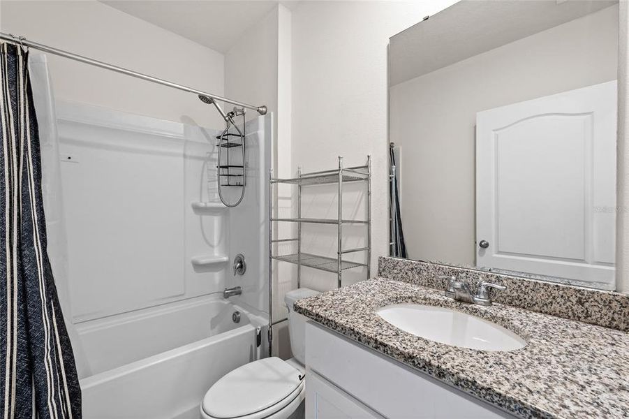 Furnished interior view inside a new home in Eden Hills, Lake Alfred (Image 5).