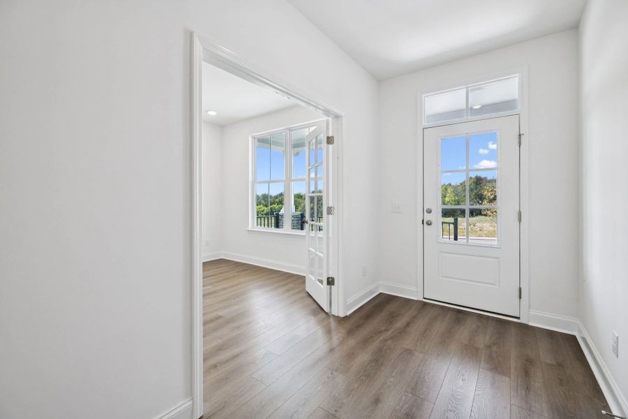 Image 38 of a home in Willow Landing.