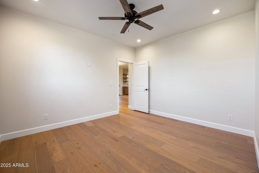 2268RoundaboutCir-HeberOvergaardAZ-26 2268RoundaboutCir-HeberOvergaardAZ-26