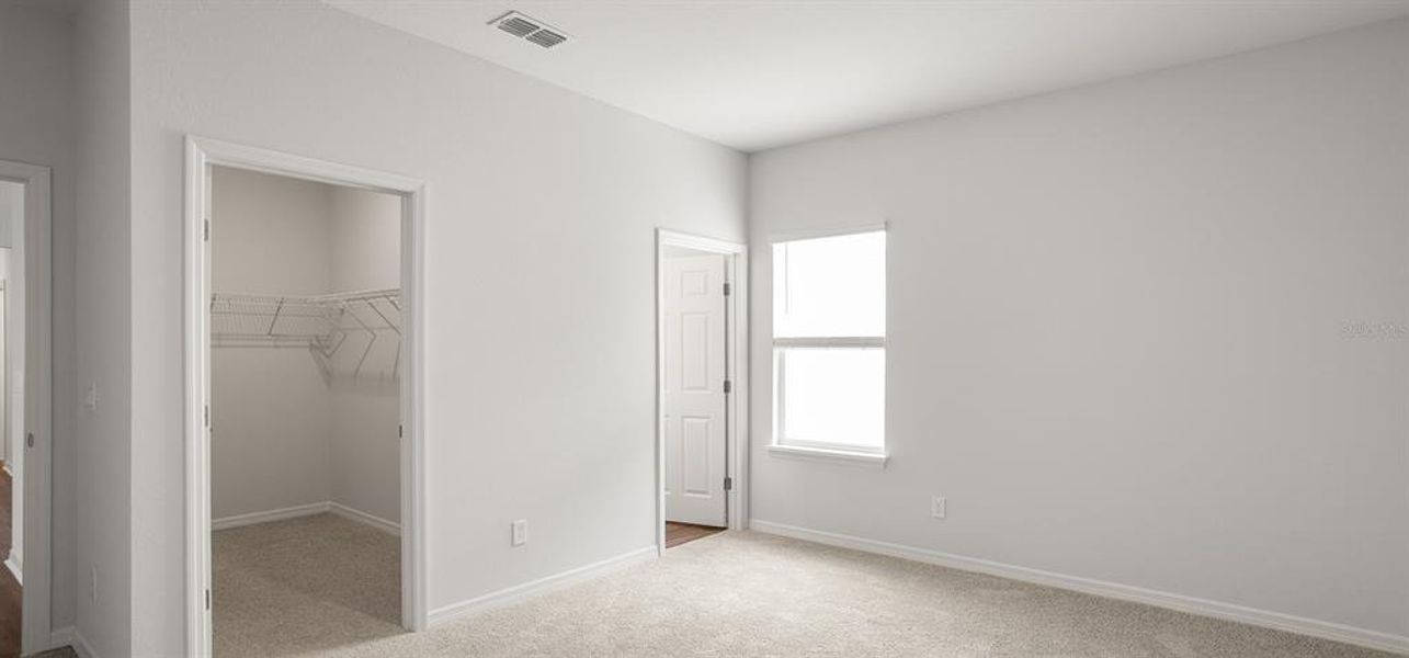 Spacious, unfurnished interior of a new home in The Crossings - Single-Family Homes, St. Cloud (Image 15).