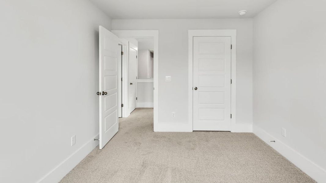 Spacious, unfurnished interior of a new home in Bella Point, Bolivia (Image 19). Spacious, unfurnished interior of a new home in Bella Point, Bolivia (Image 19).