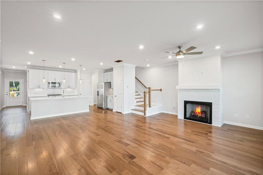 Spacious, unfurnished interior of a new home in Adler Springs, Powder Springs (Image 6).