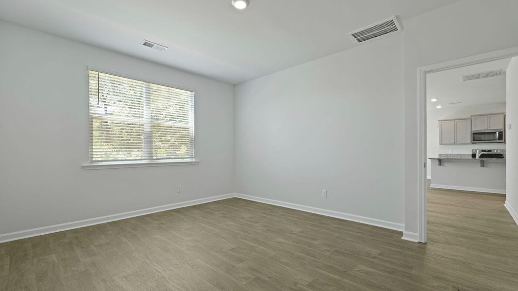 Spacious, unfurnished interior of a new home in Lakeview at Kitfield, Moncks Corner (Image 26).