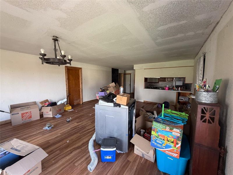 Furnished interior view inside a new home in , Grandview (Image 8).