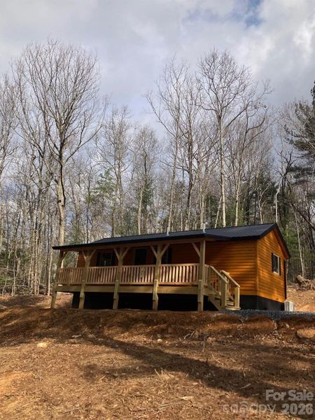 Image 10 of a home in .