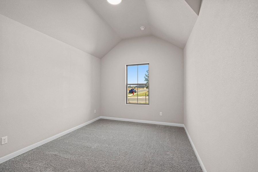 Spacious, unfurnished interior of a new home in Trinity Ranch, Elgin (Image 22).