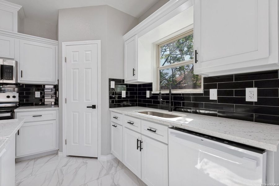 Furnished interior view inside a new home in , Poteet (Image 9).