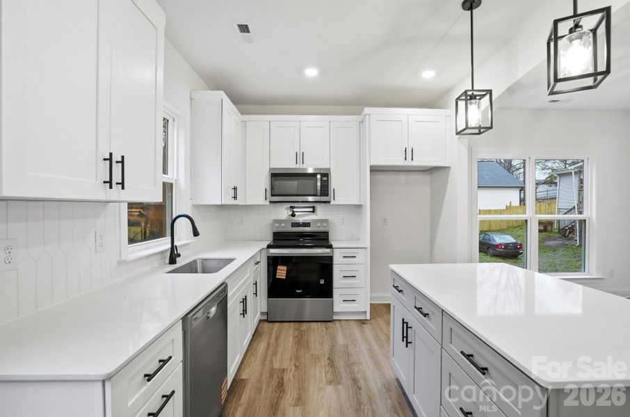 Furnished interior view inside a new home in , Gastonia (Image 9).
