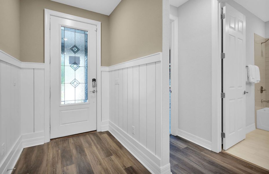 Representative unfurnished interior of a home built from the Mystique by Del Webb in Del Webb Nocatee, Ponte Vedra (Image 19).