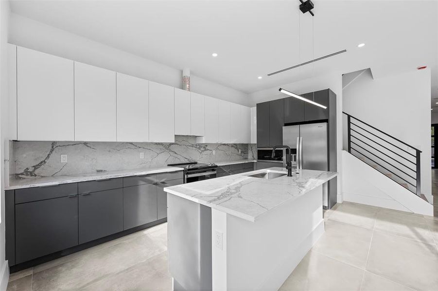 Furnished interior view inside a new home in , Fort Lauderdale (Image 6). Furnished interior view inside a new home in , Fort Lauderdale (Image 6).