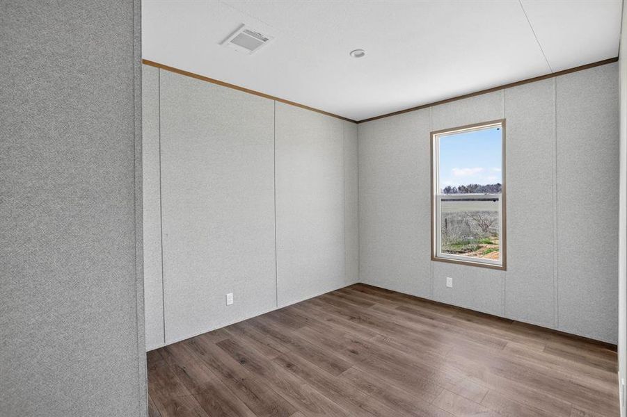 Spacious, unfurnished interior of a new home in , Aurora (Image 30).