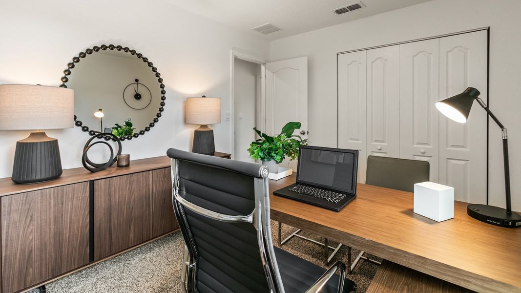 Representative furnished interior of a home built from the BERKELEY by D.R. Horton in Rookery, Green Cove Springs (Image 24).