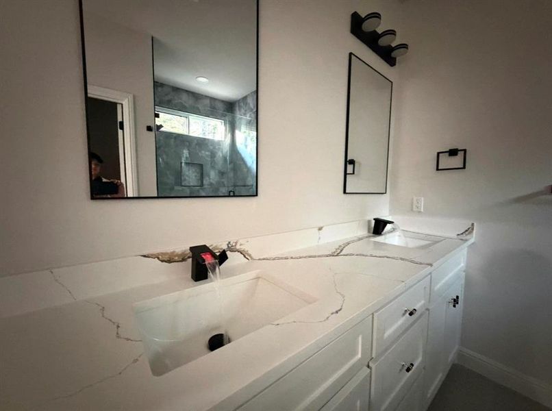 Image 16 of a home in .