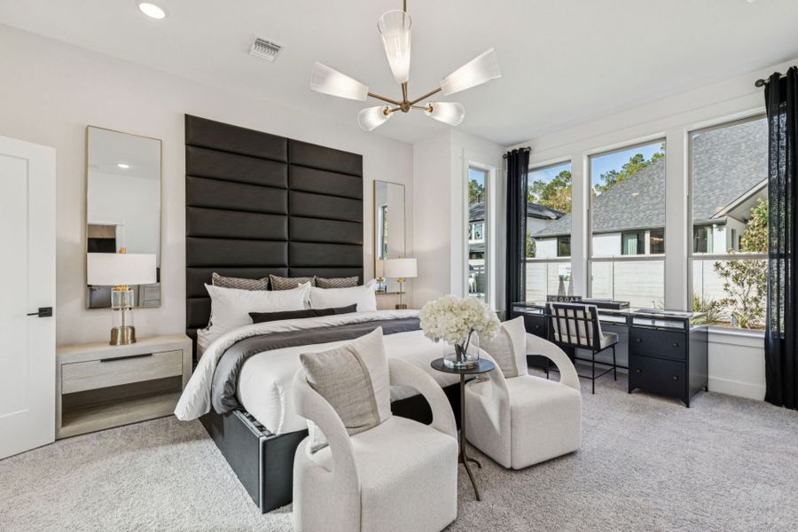 Representative furnished interior of a home built from the Iredell by Pulte Homes in Corley Farms, Boerne (Image 16).