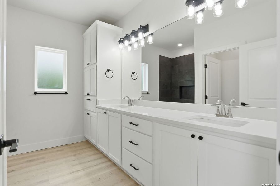 Image 11 of a home in .