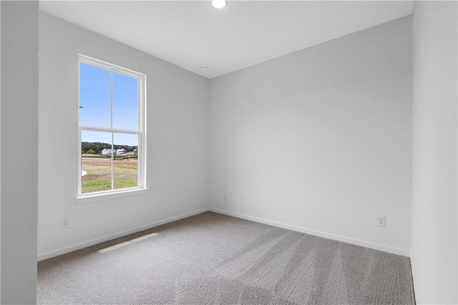 Spacious, unfurnished interior of a new home in Three Rivers, Rome (Image 15).