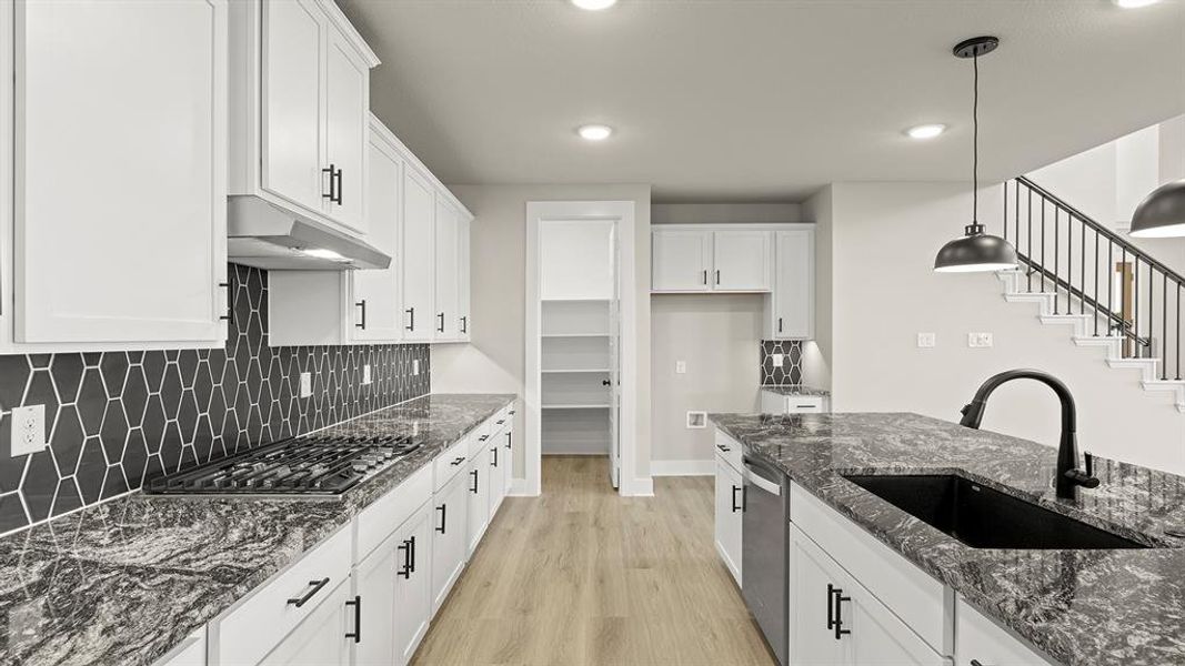 08. 1420 Clare - Kitchen (3) 08. 1420 Clare - Kitchen (3)