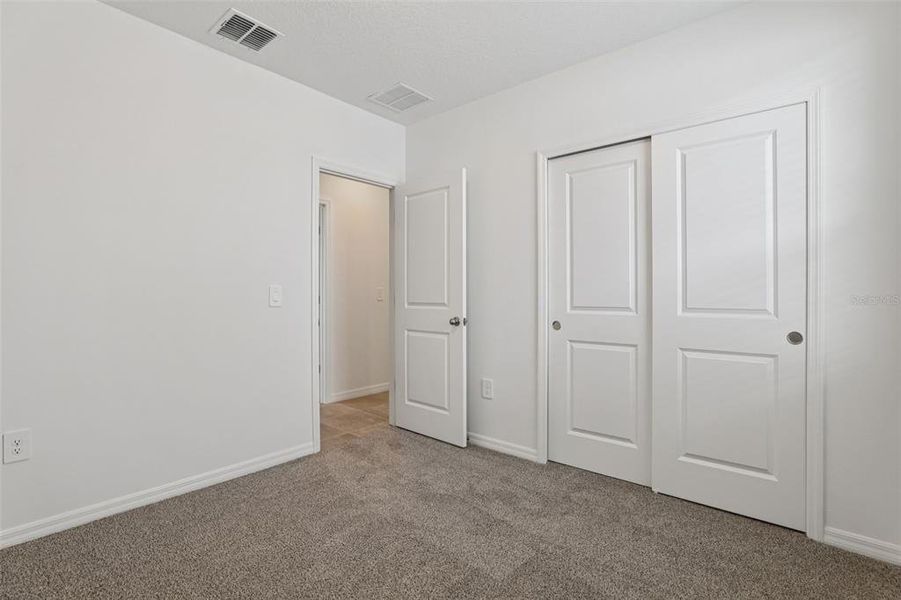 Spacious, unfurnished interior of a new home in Hamilton Bluff - Classic Series, Lake Hamilton (Image 33).