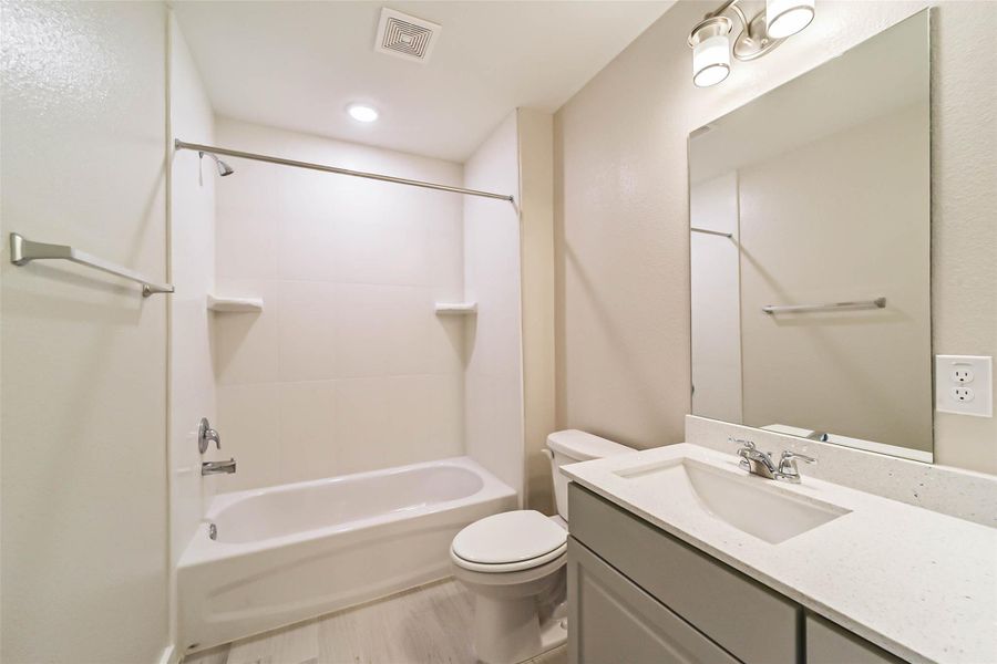 Photos are sample images from a previously built home with the same floor plan. Finishes and fixtures in the current home have been upgraded and may vary. Photos are sample images from a previously built home with the same floor plan. Finishes and fixtures in the current home have been upgraded and may vary.