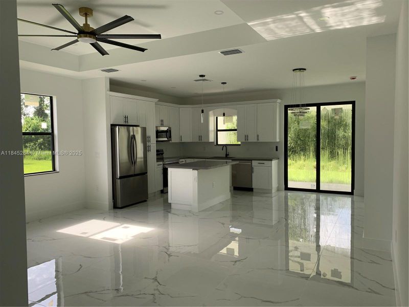 Image 30 of a home in .